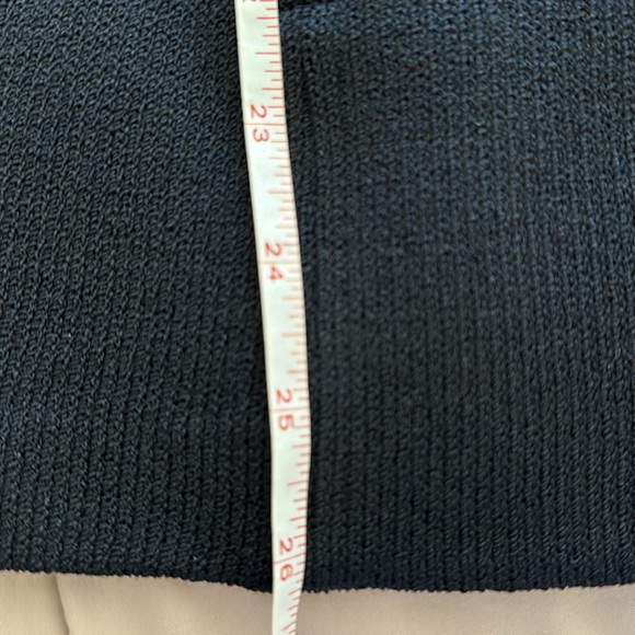 ST JOHN COLLECTION By Marie Gray beautiful blazer in excellent condition. - Picture 8 of 8